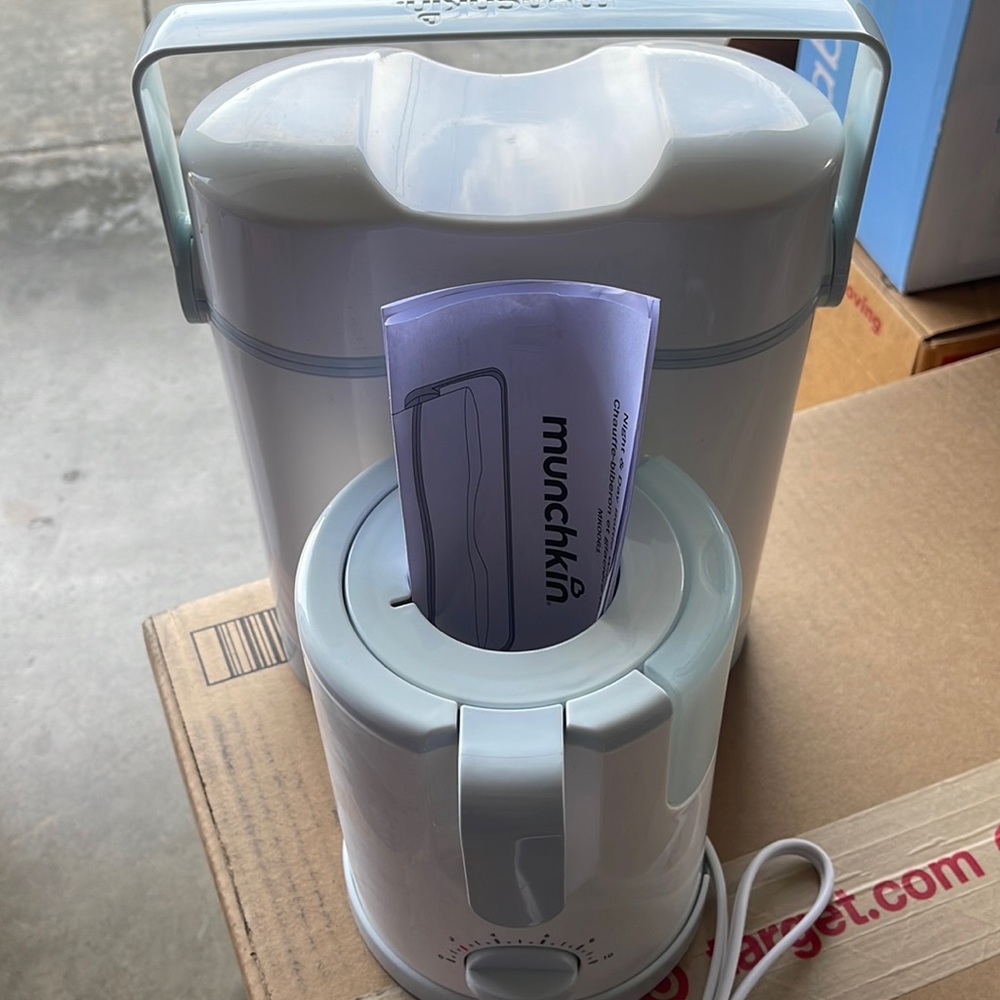 Munchkin bottle warmer and cooler time saver